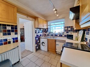 Kitchen - click for photo gallery